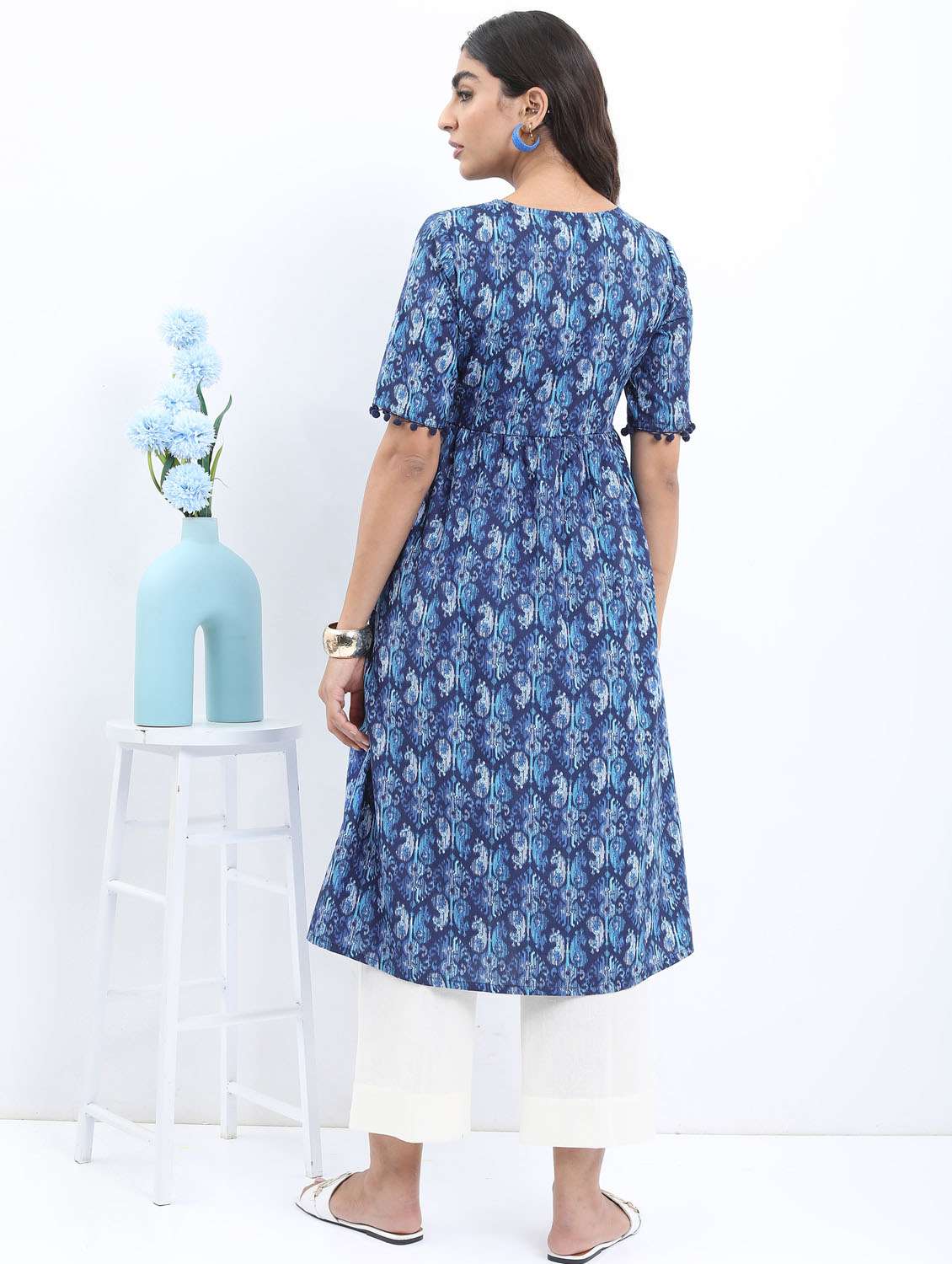 women navy blue cotton blend a-line kurta - 21376105 -  Standard Image - 3