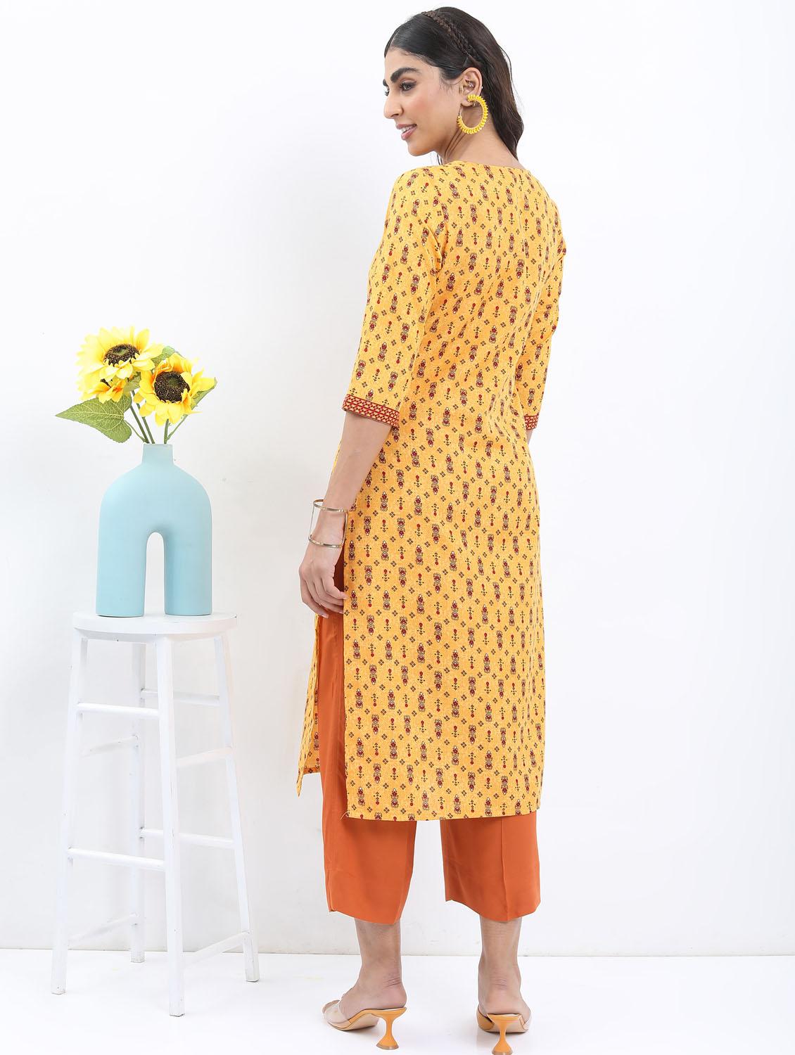 women three quarter sleeve straight kurta - 21376110 - Standard Image - 3