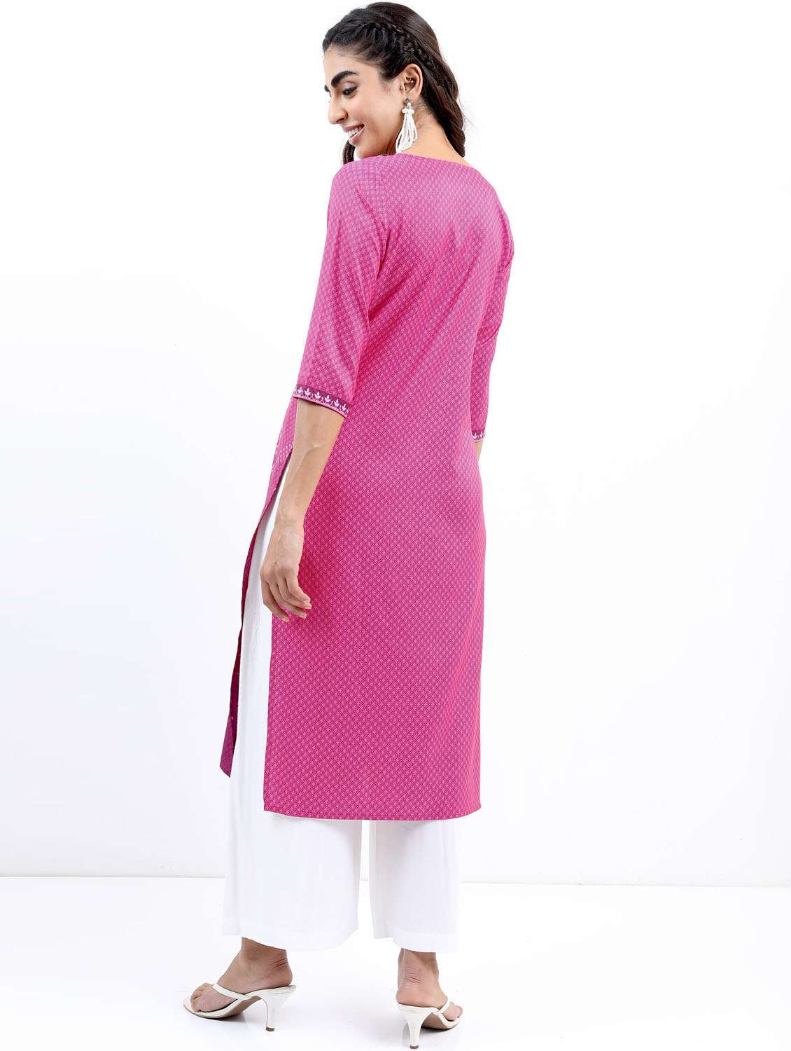 women three quarter sleeve straight kurta - 21376115 -  Standard Image - 3