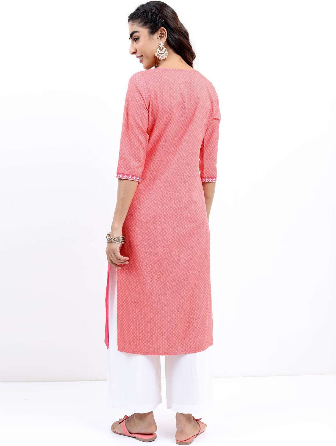 women three quarter sleeve straight kurta - 21376117 -  Standard Image - 3