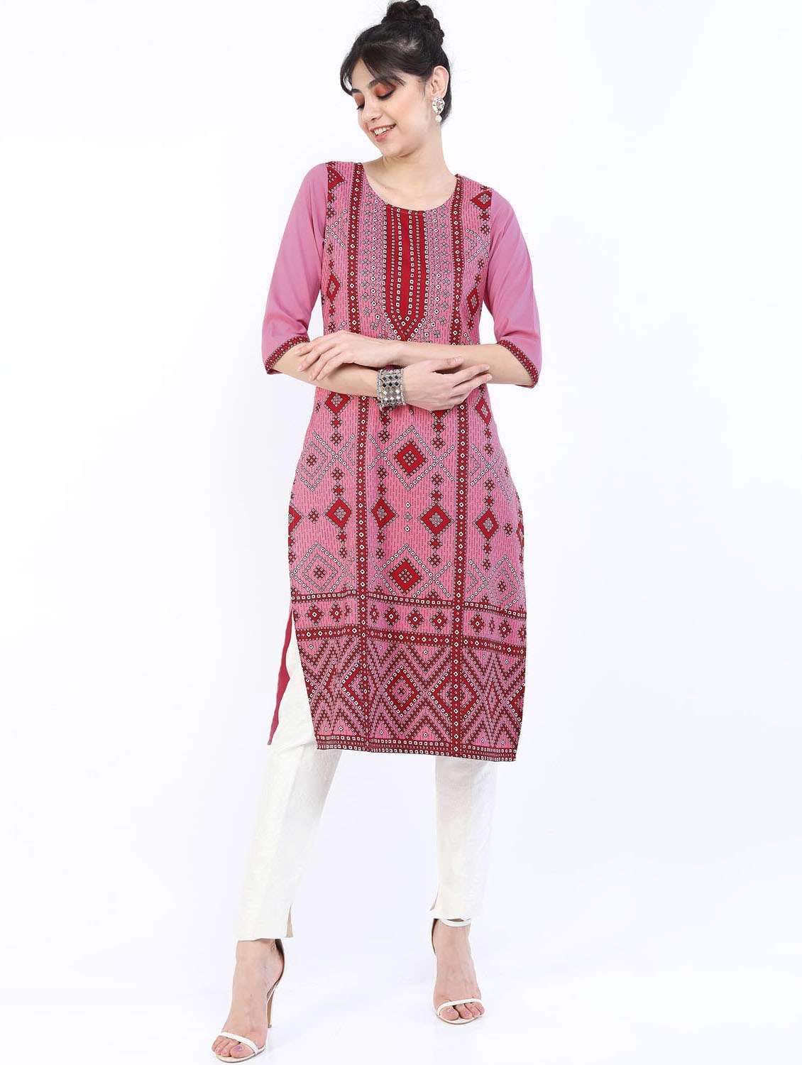 women three quarter sleeve straight kurta