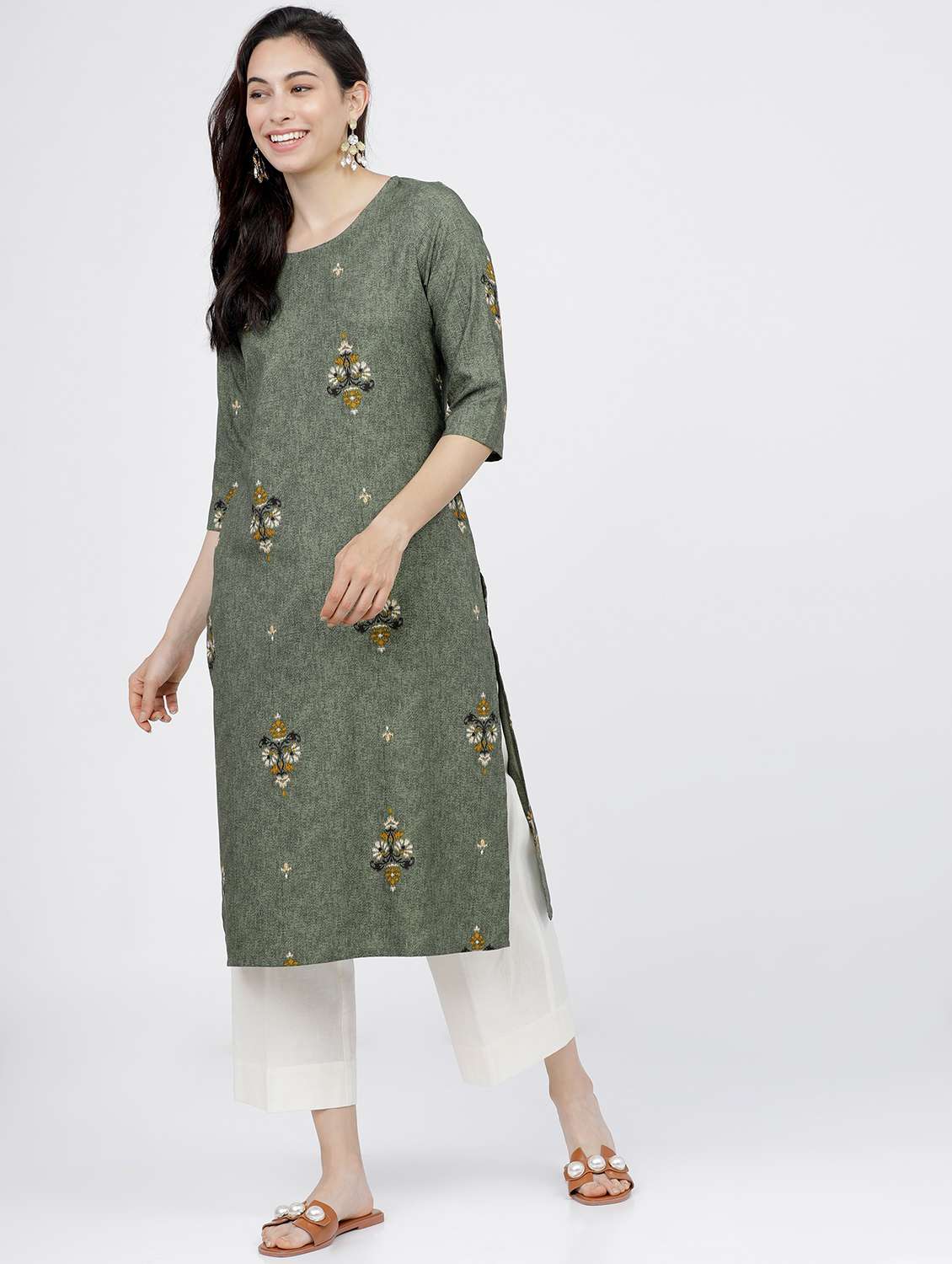 women three quarter sleeve straight kurta - 21376160 - Zoom Image - 0