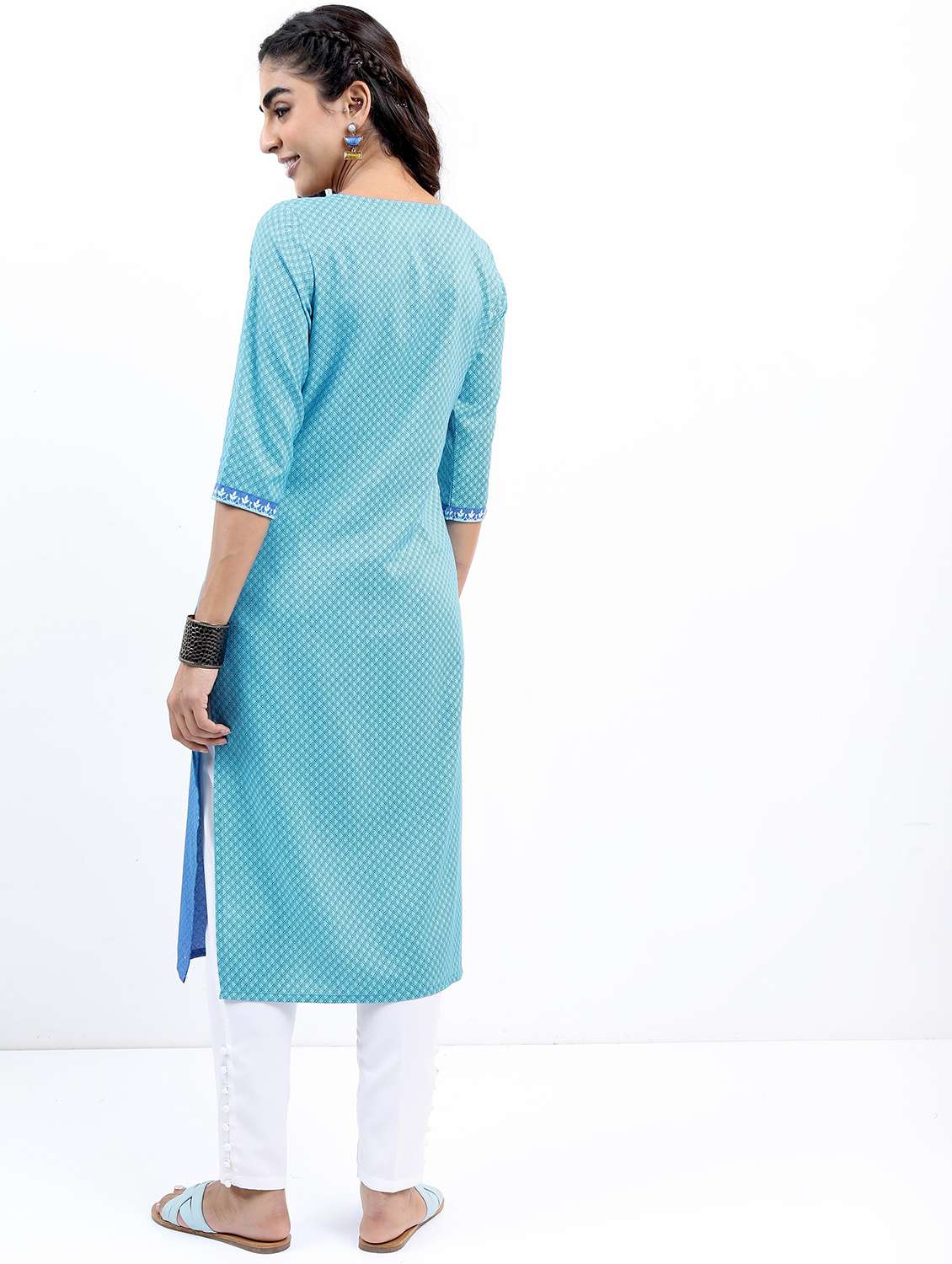 women three quarter sleeve straight kurta - 21376163 -  Standard Image - 3