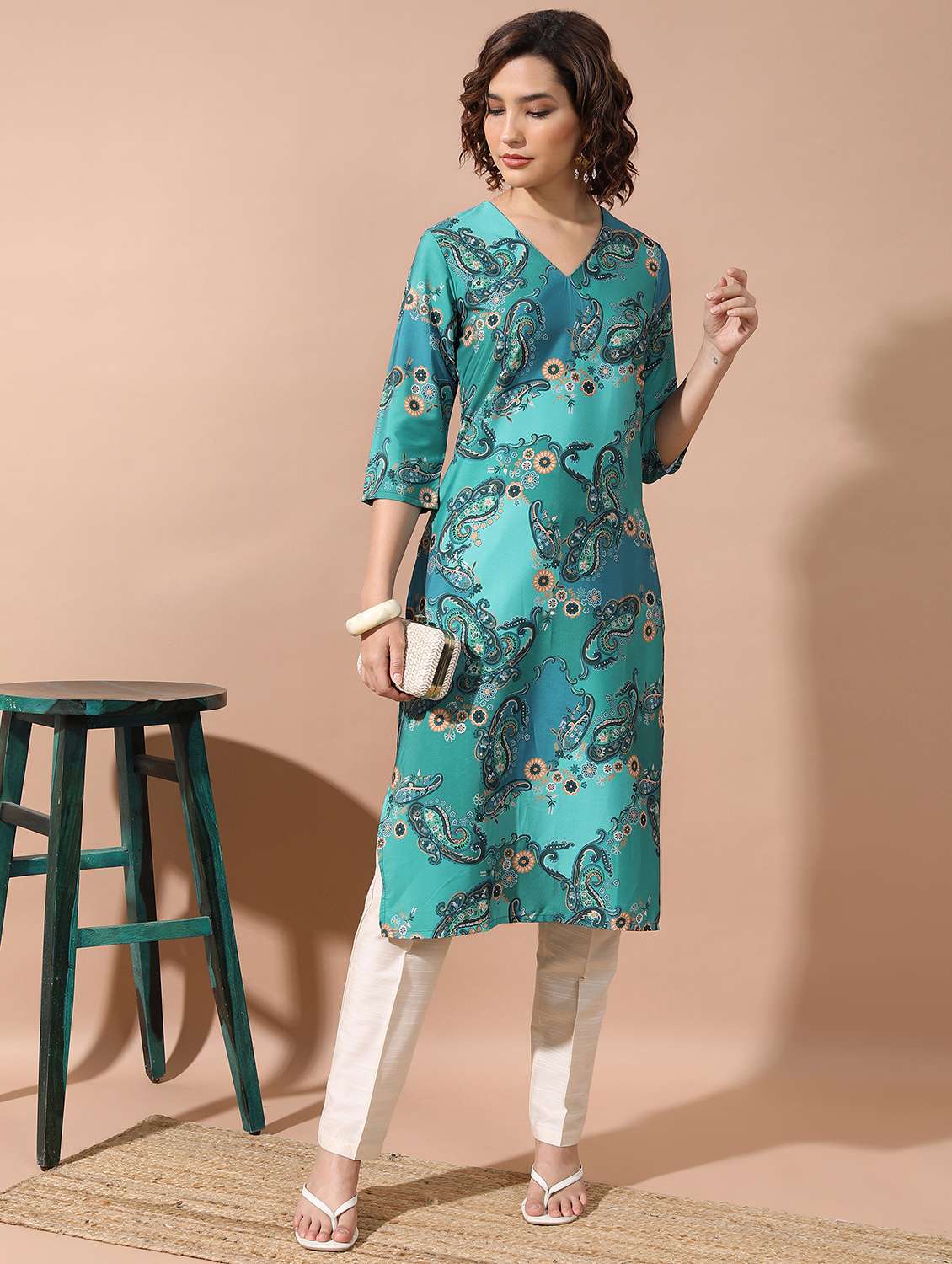 women three quarter sleeve straight kurta - 21376173 -  Standard Image - 3