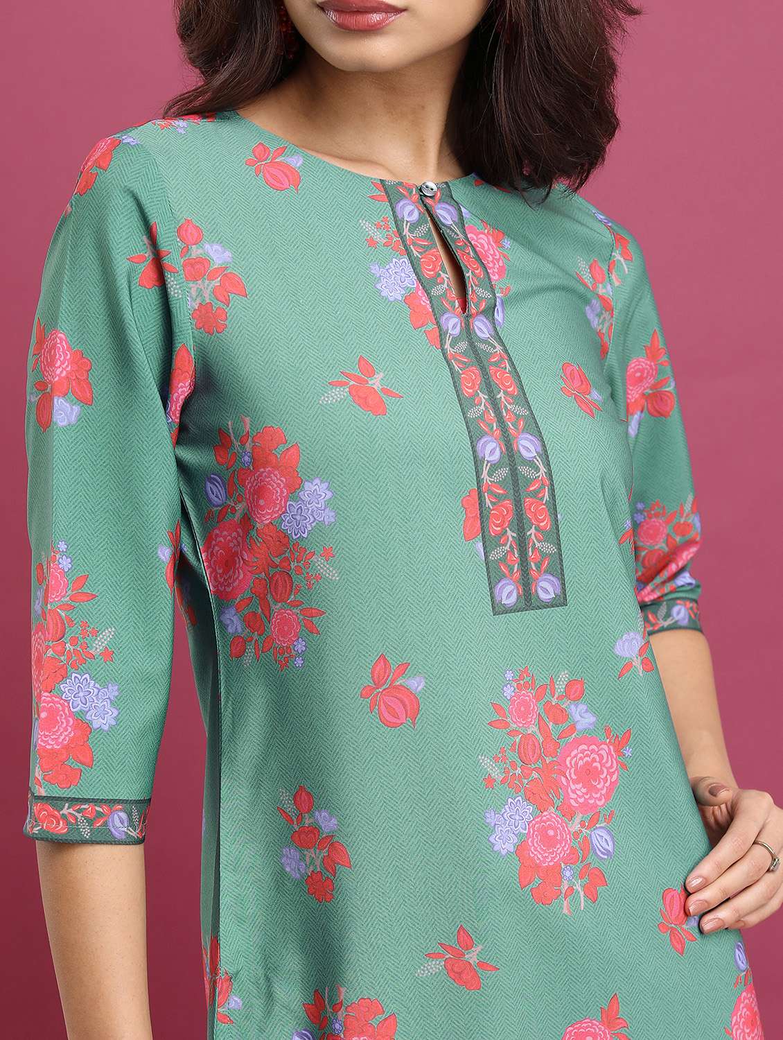 women three quarter sleeve straight kurta - 21376175 -  Standard Image - 5