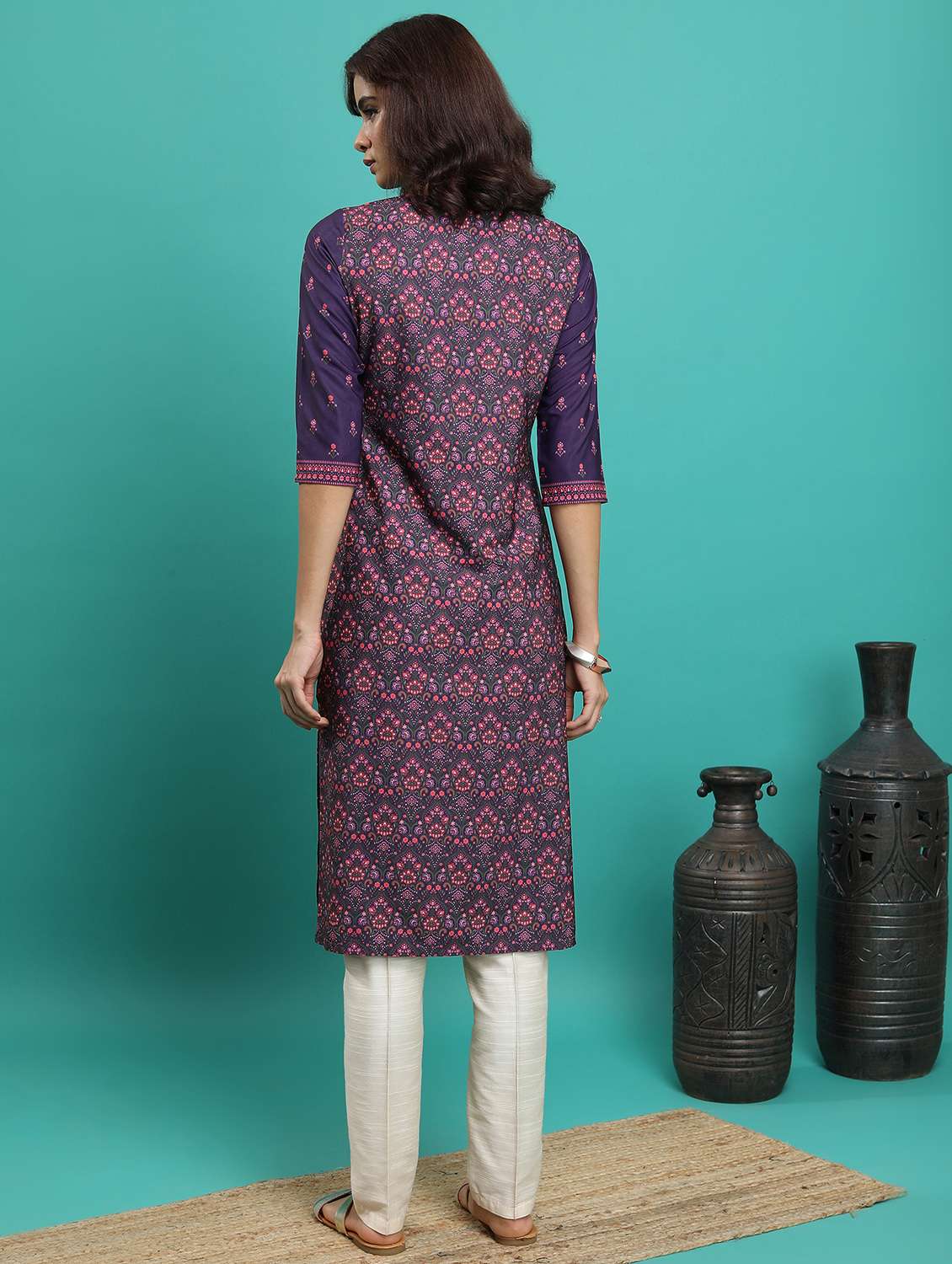 women three quarter sleeve straight kurta - 21376181 -  Standard Image - 3