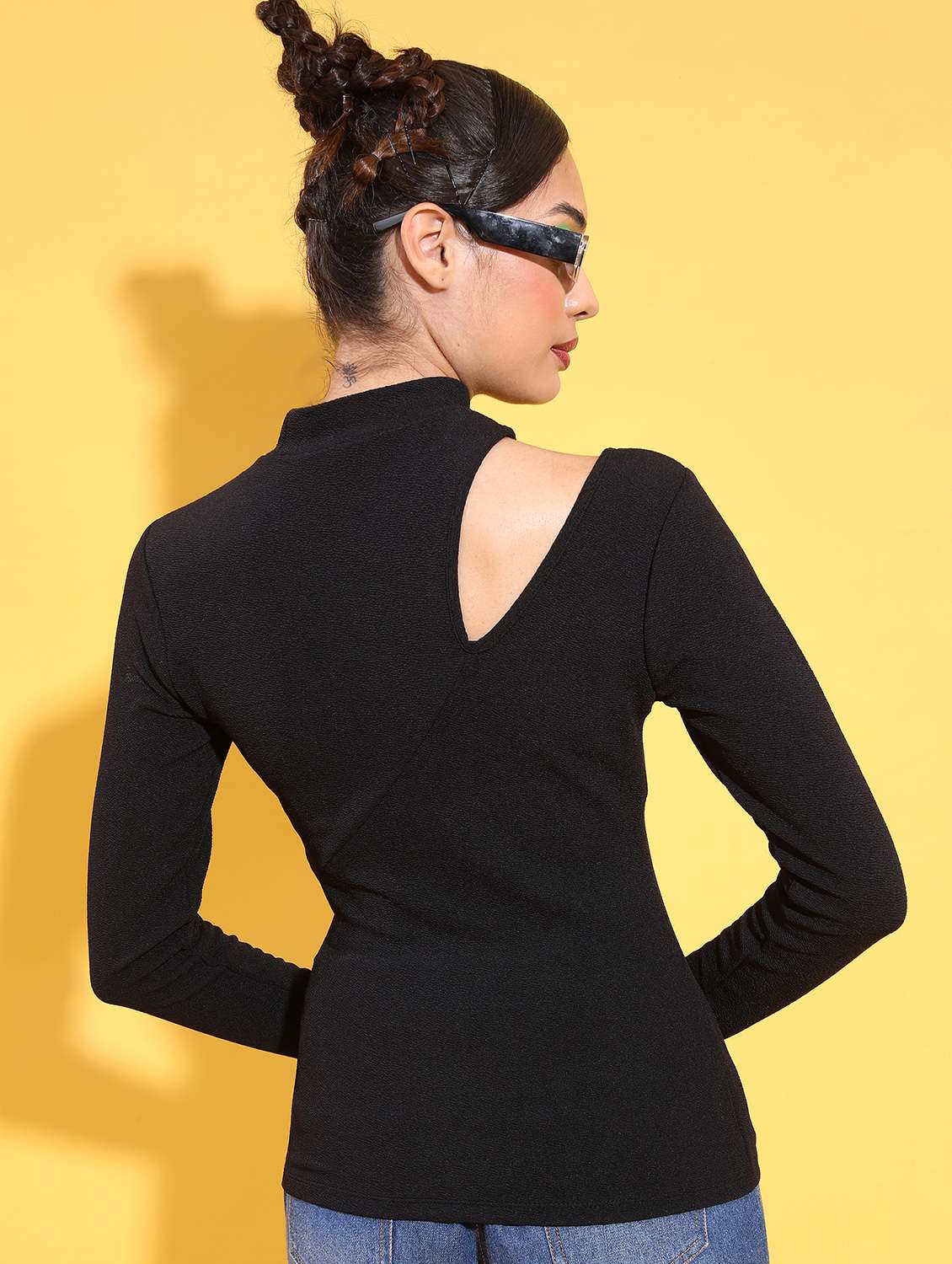 black solid regular top - 21376440 - Standard Image - 3