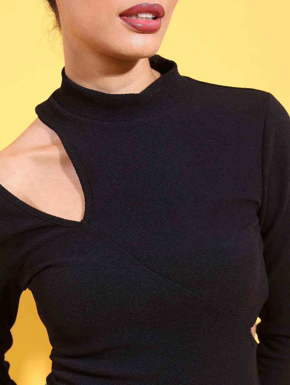black solid regular top - 21376440 - Standard Image - 5