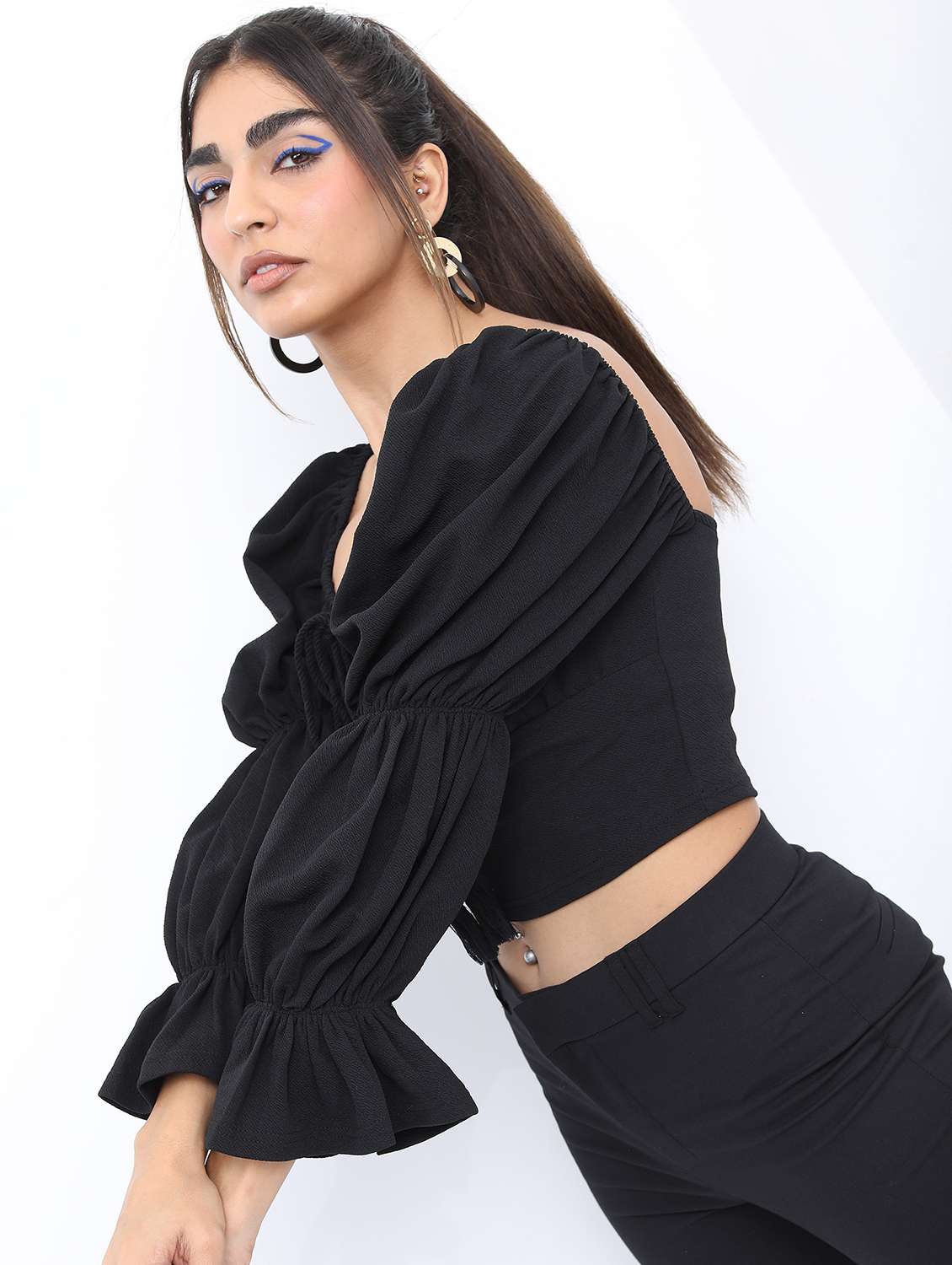 women black cotton blend crop top - 21376495 -  Standard Image - 3