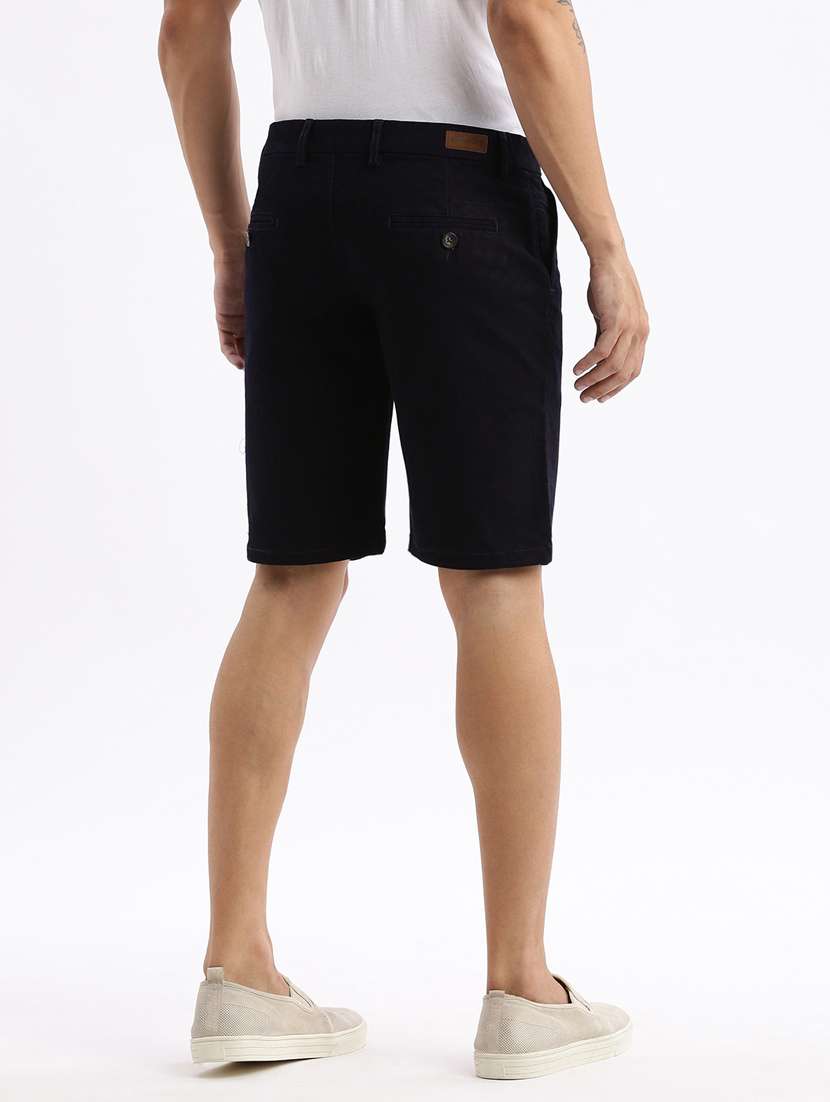 men mid rise printed bermuda shorts - 21376929 - Standard Image - 3