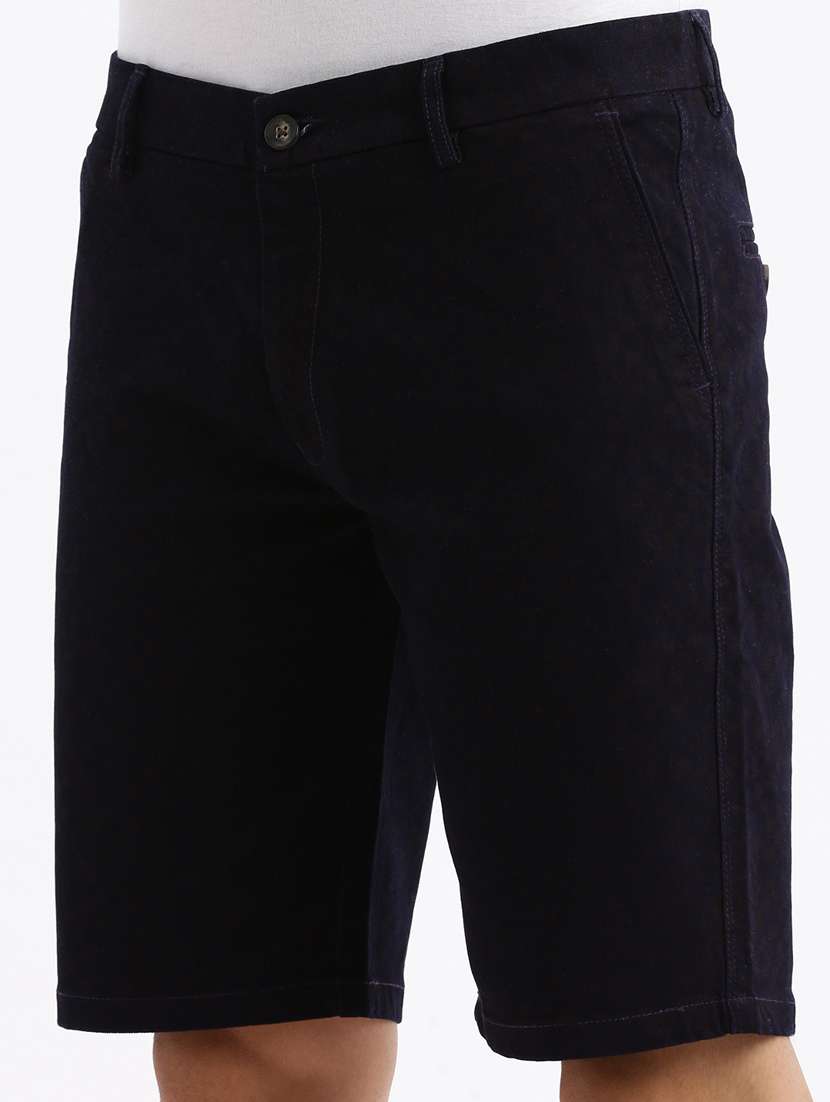 men mid rise printed bermuda shorts - 21376929 - Standard Image - 5
