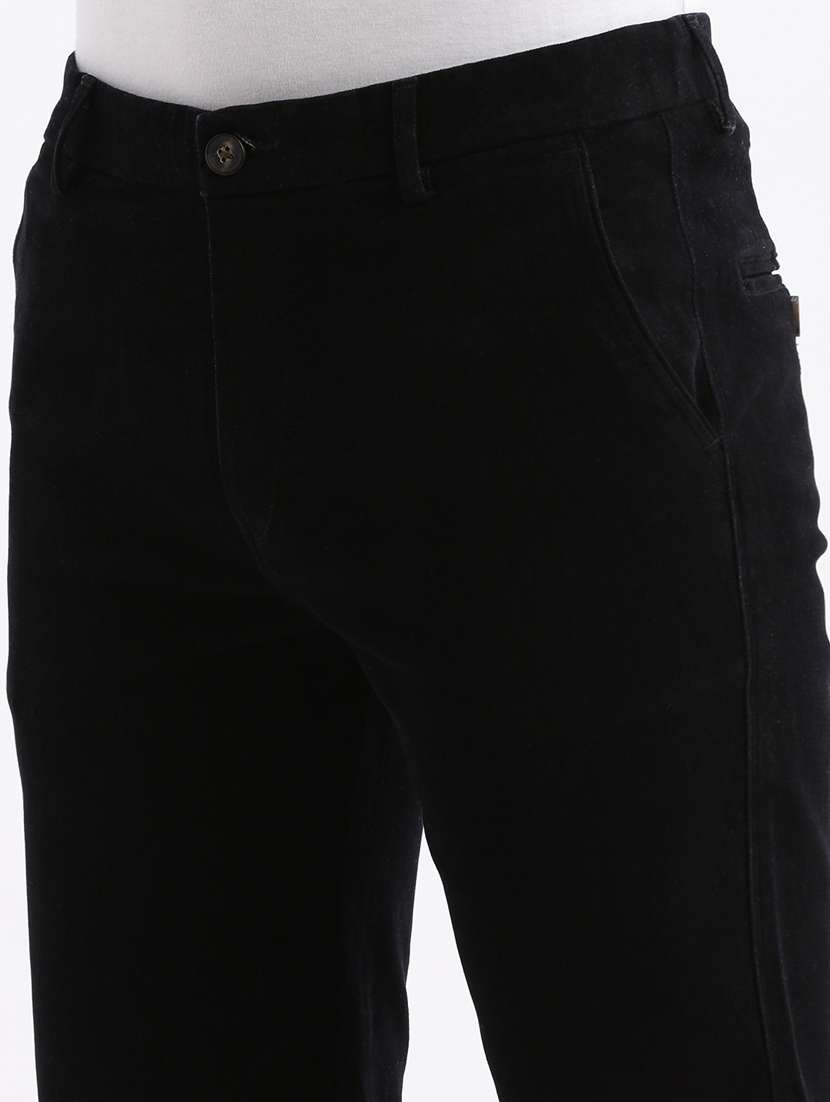 men mid rise solid bermuda shorts - 21376930 -  Standard Image - 5
