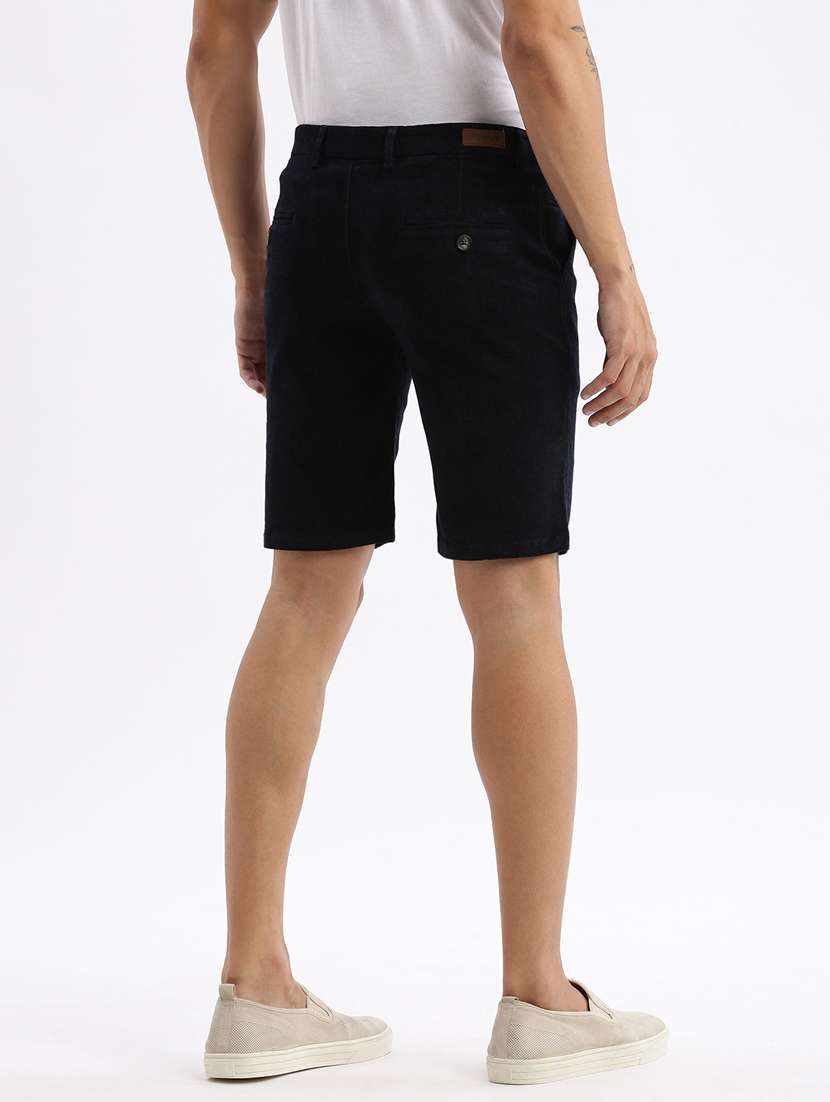 men mid rise solid bermuda shorts - 21376933 -  Standard Image - 3