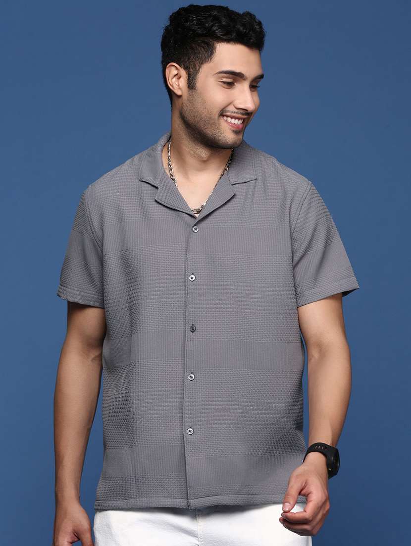 men short sleeved solid casual shirt - 21378832 -  Zoom Image - 0