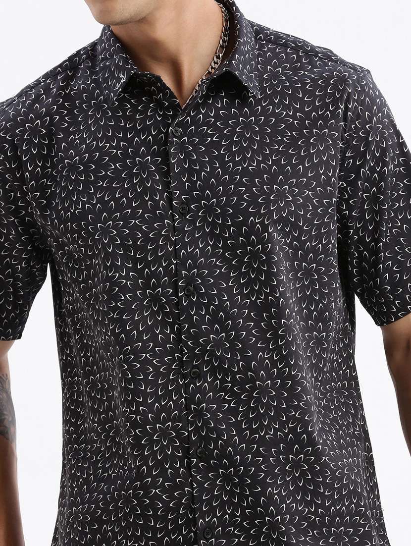 black printed cotton casual shirt - 21378841 -  Standard Image - 3