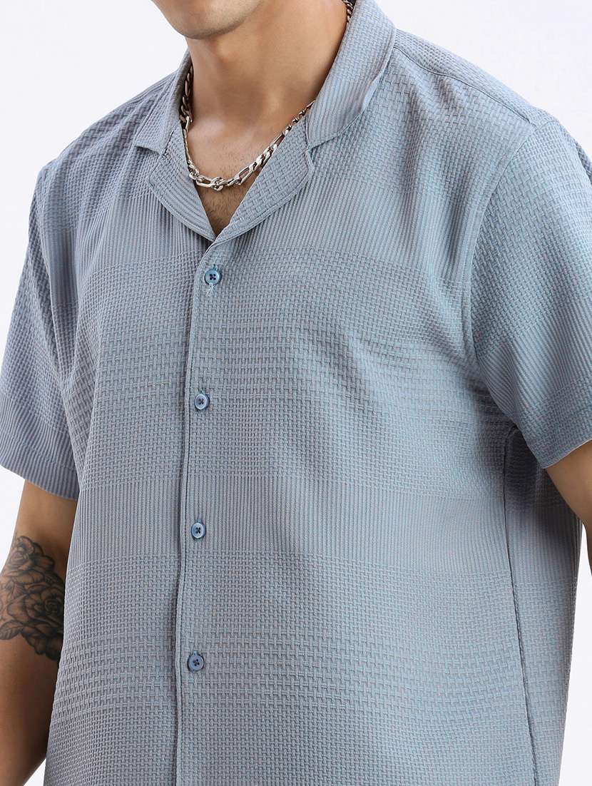 men short sleeved solid casual shirt - 21378889 -  Standard Image - 5