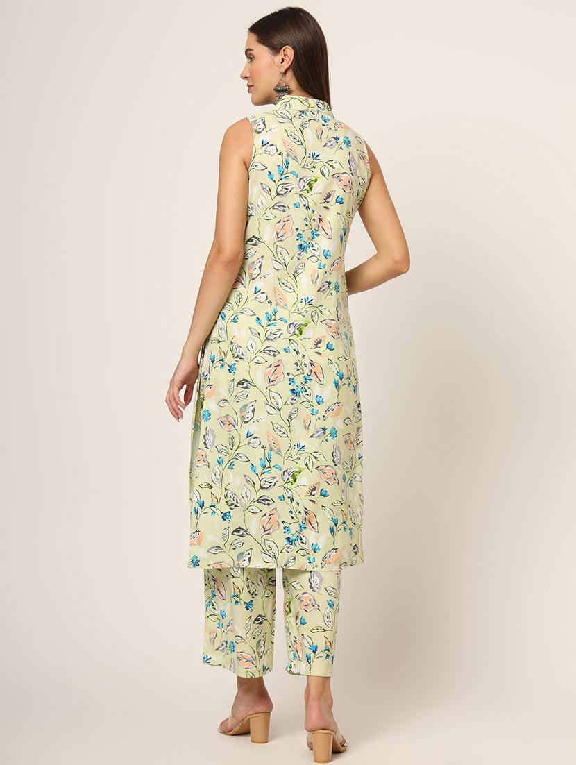 women floral printed kurta palazzo set - 21382402 - Standard Image - 3