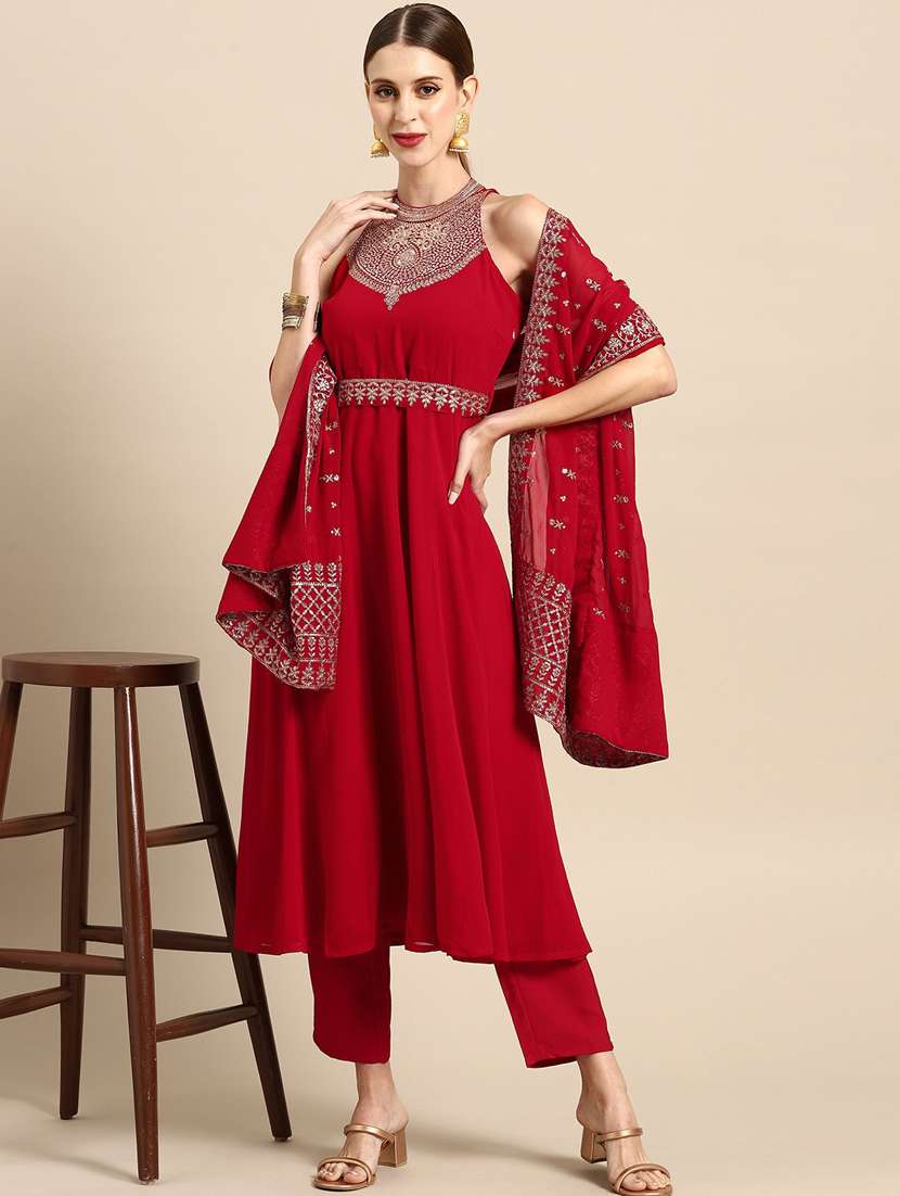 women embroidered sleeveless kurta pant with dupatta set