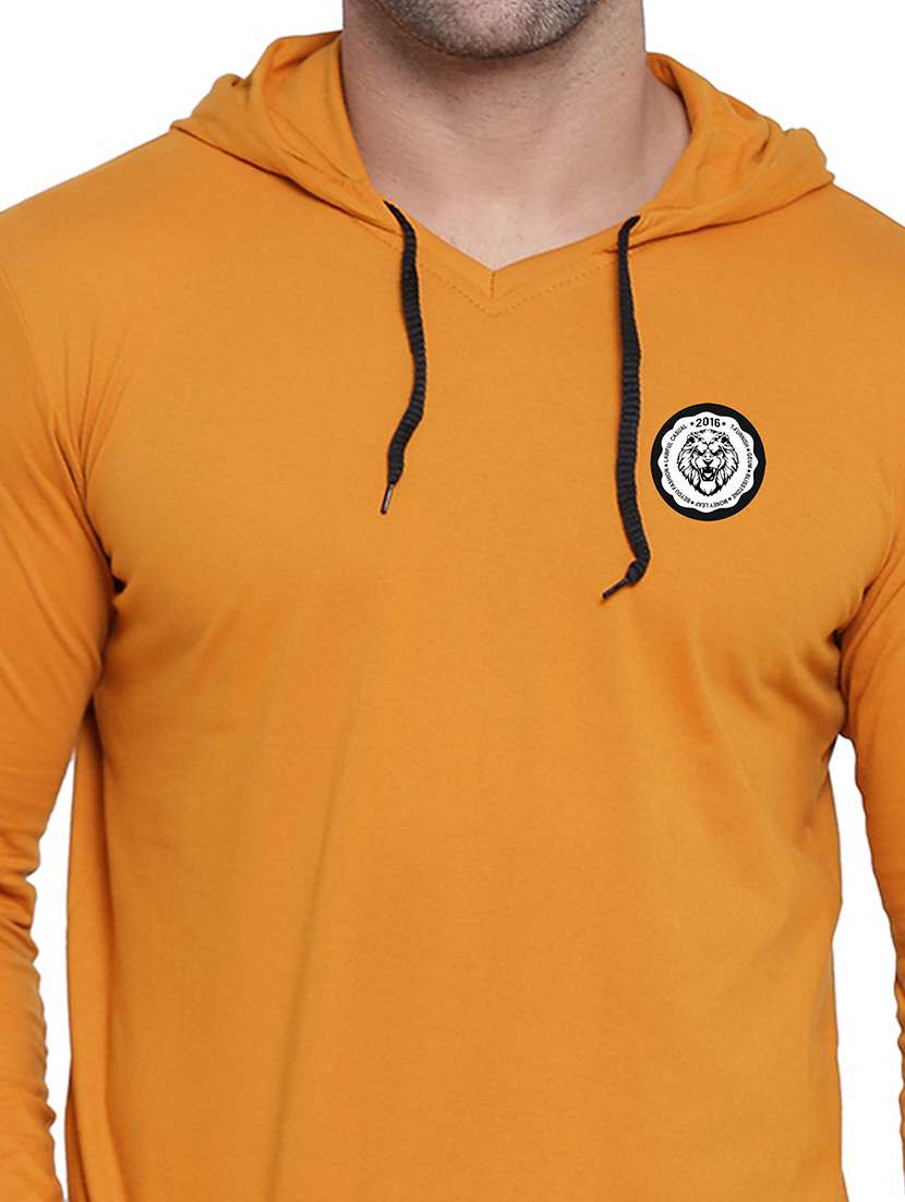 men solid hood neck t-shirt - 21383812 -  Standard Image - 3