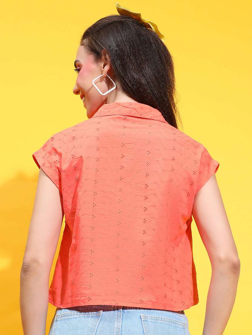 women schiffli deatiled collared crop shirt - 21385017 - Standard Image - 3
