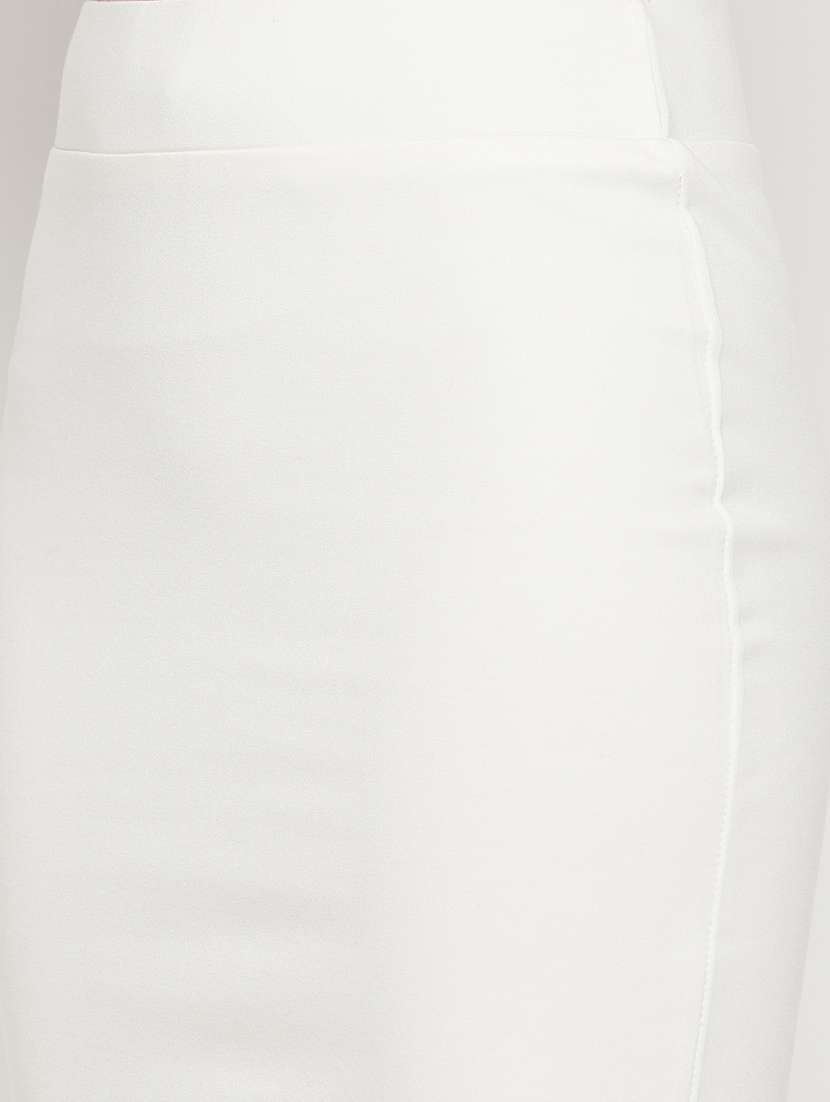 white polyester pencil  skirts - 21385107 -  Standard Image - 5