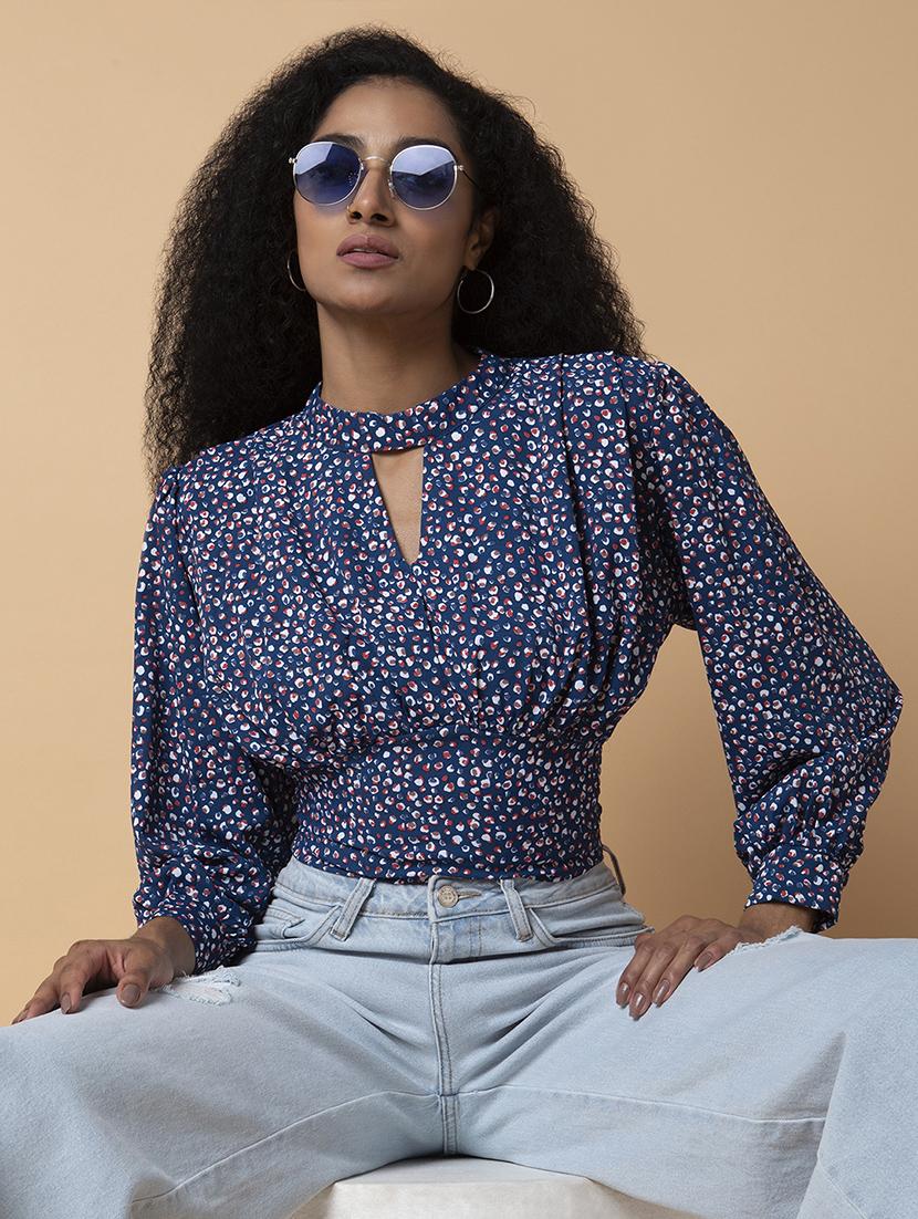 navy blue abstract printed crop top - 21387516 - Standard Image - 3