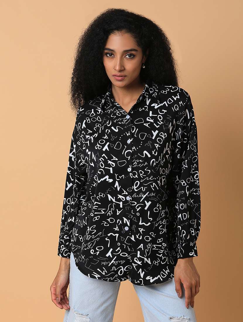 women black crepe boxy shirt