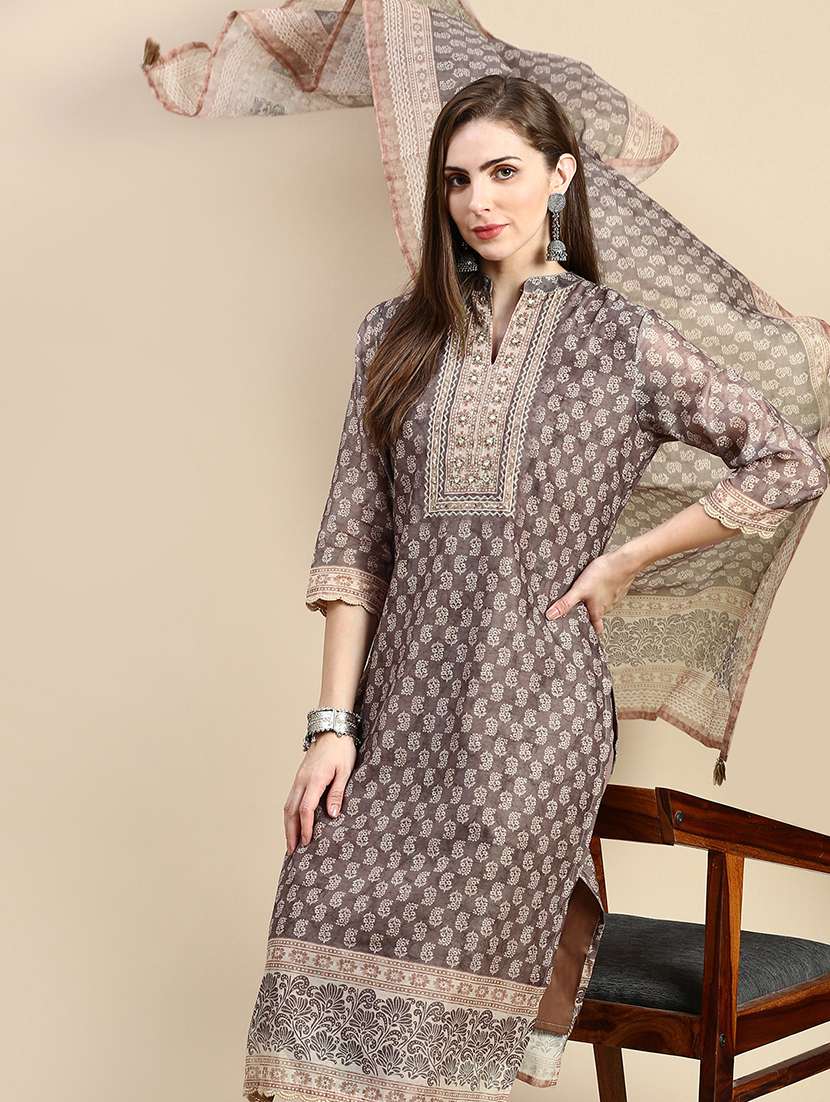 women block print kurta pant set with dupatta - 21387679 -  Standard Image - 3