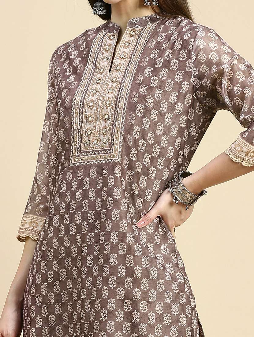 women block print kurta pant set with dupatta - 21387679 -  Standard Image - 5