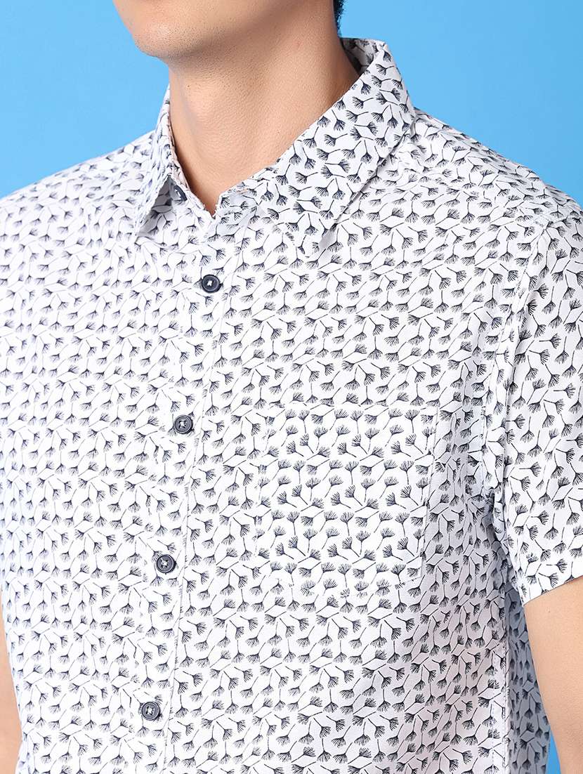 men printed short sleeves casual shirt - 21388066 -  Standard Image - 5