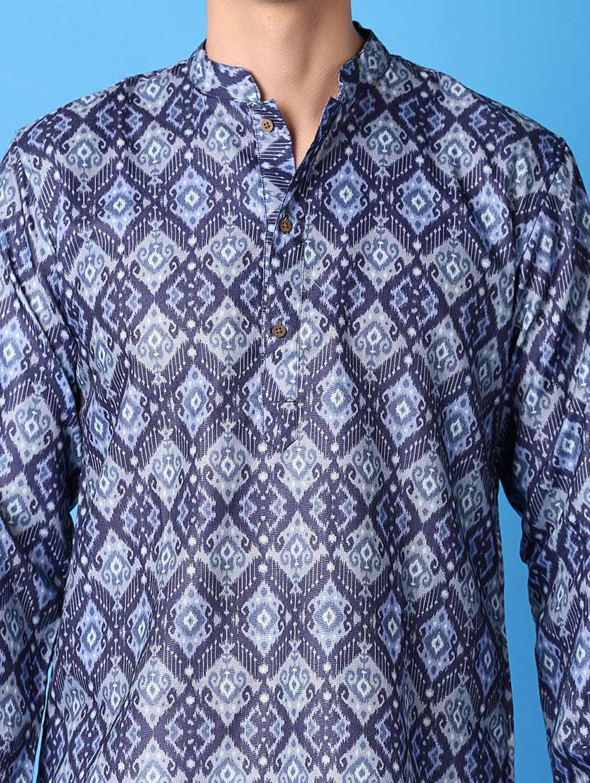 men ikat printed long sleeves short kurta - 21388076 -  Standard Image - 5