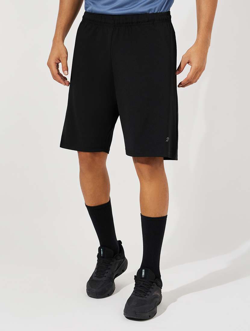 men round neck solid t-shirt & shorts co-ord set - 21389765 -  Standard Image - 3