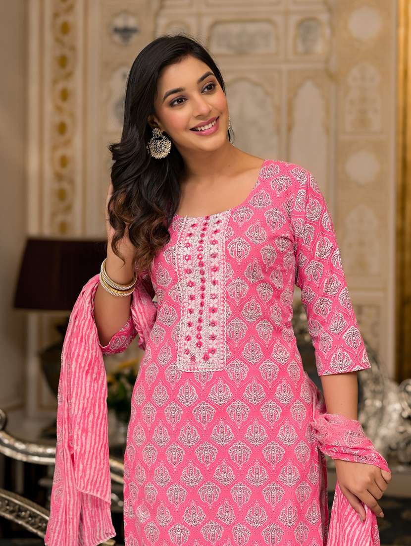 women three quarter sleeve kurta pant with dupatta set - 21391926 - Standard Image - 5