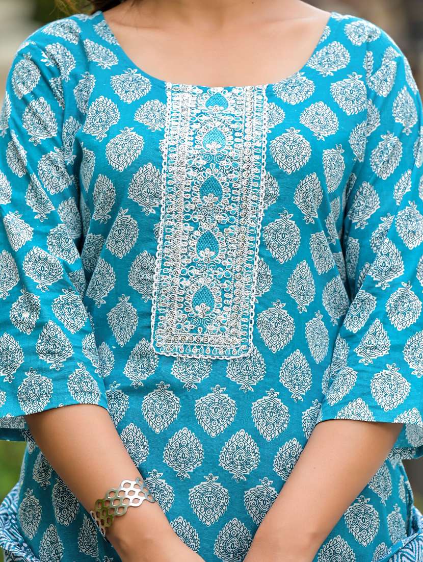 women light blue printed kurta pant set with dupatta - 21391928 - Standard Image - 5