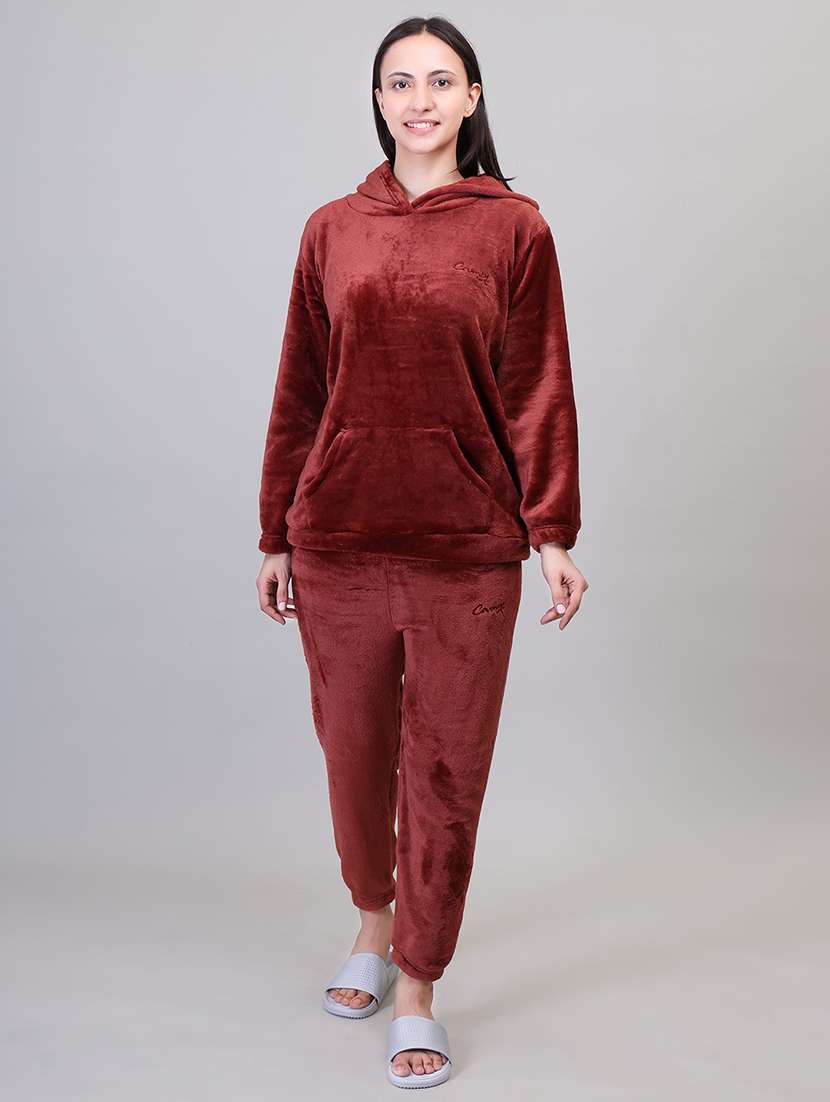 women brown wool pyjama set