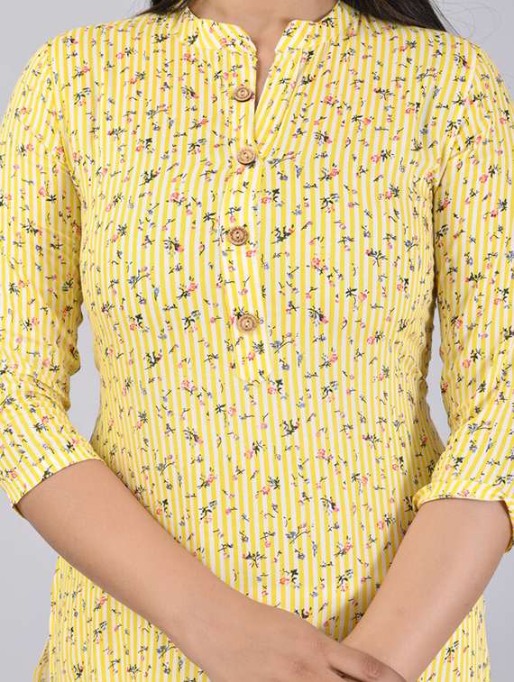 women three quarter sleeve straight kurta - 21393329 - Standard Image - 3