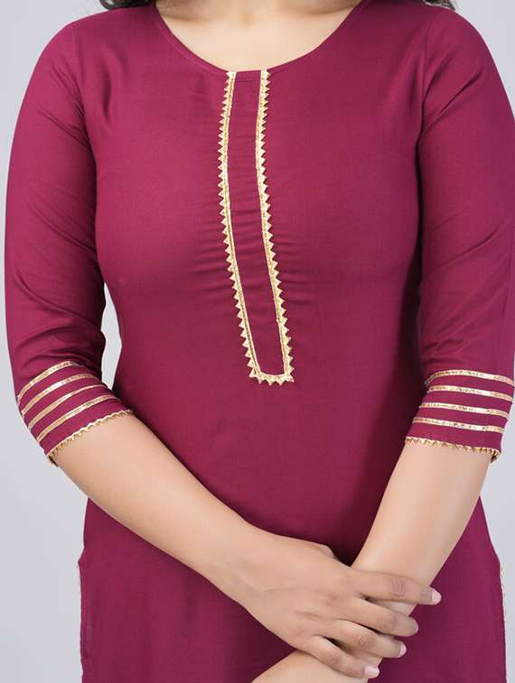 women three quarter sleeve straight kurta - 21393377 - Standard Image - 3