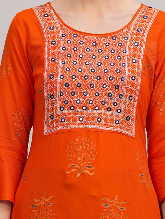 women three quarter sleeve kurta pant with dupatta set - 21393432 - Standard Image - 3