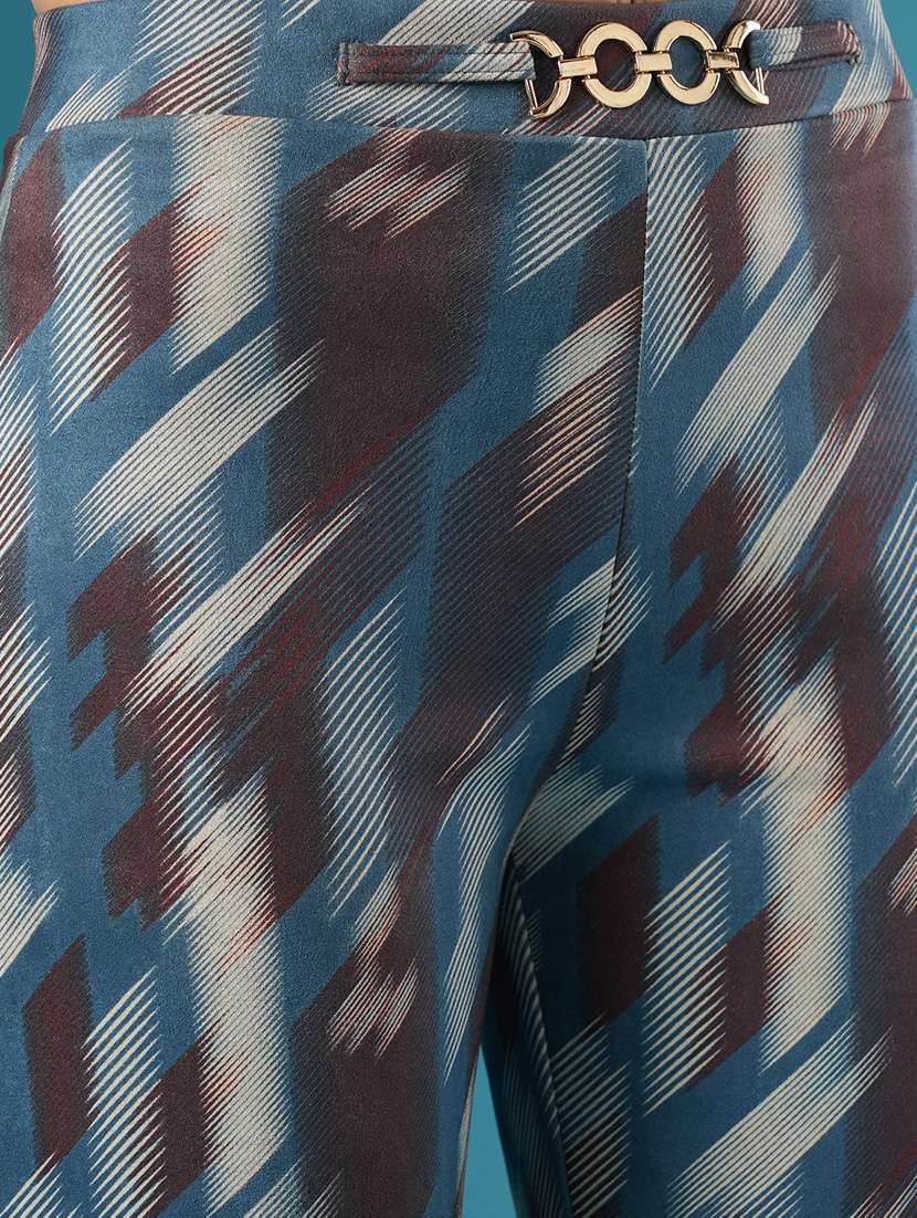 globus women blue canvas hazzy printed mid rise stretchable straight fit treggings - 21393573 -  Standard Image - 5