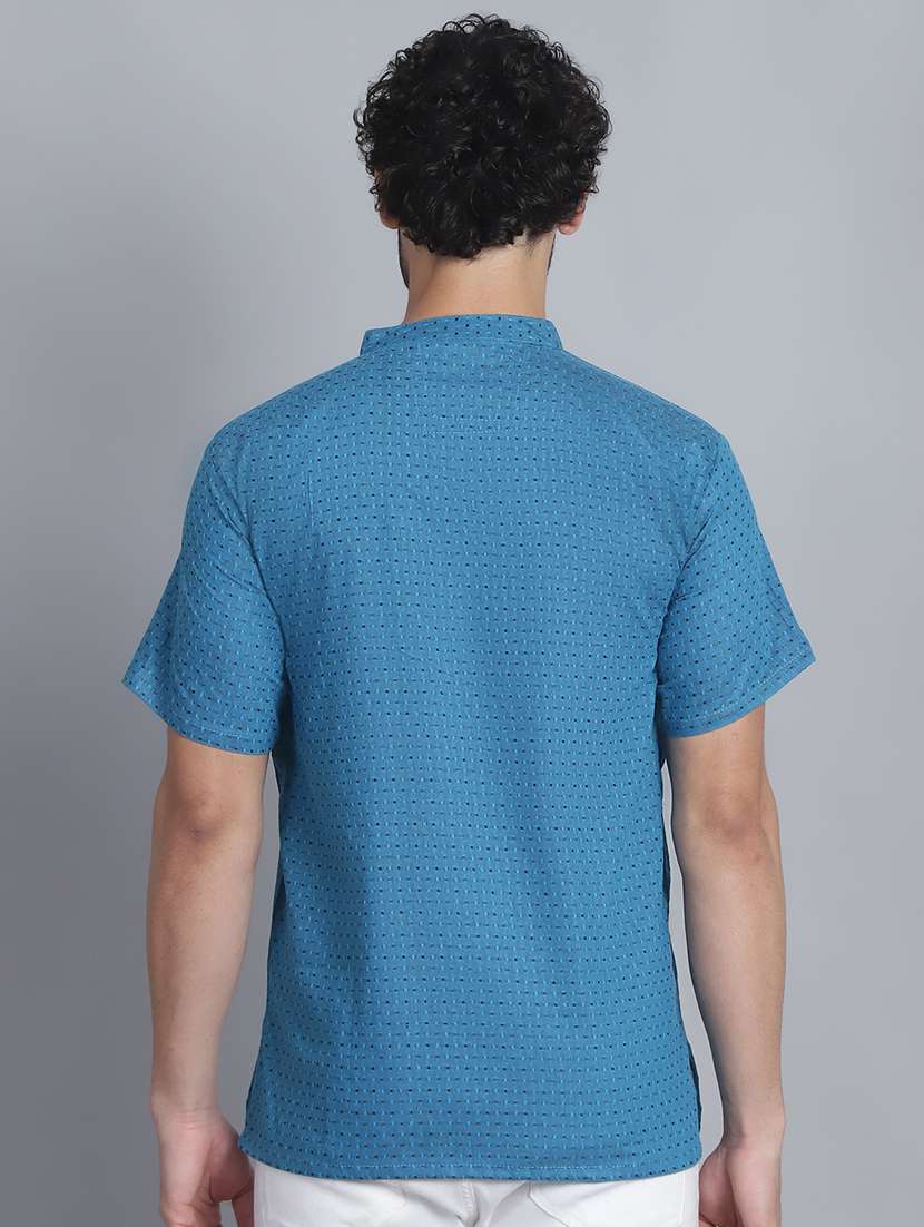 men mandarin neck printed short kurta - 21393746 - Standard Image - 3