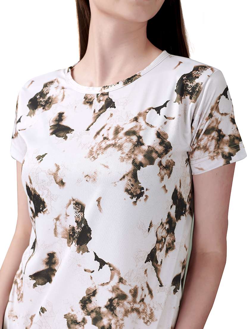 women white cotton shorts set  - 21393937 -  Standard Image - 3