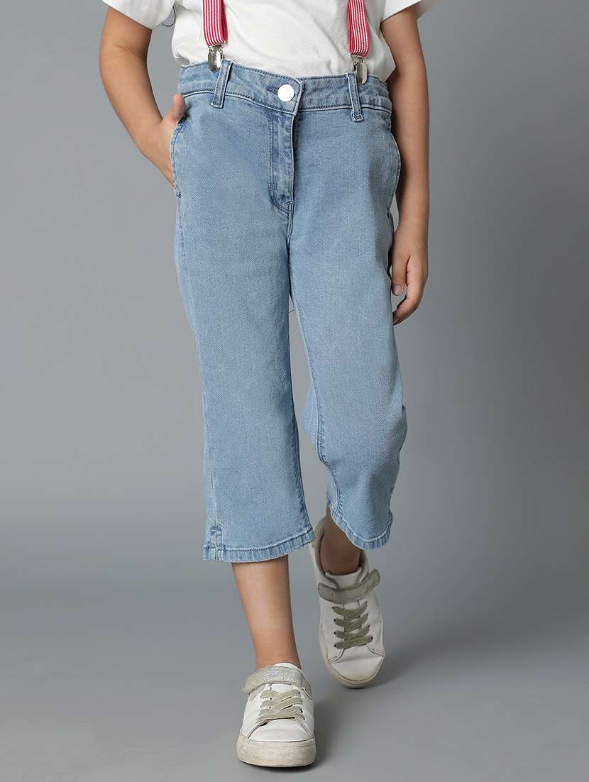 girls light blue denim three fourth