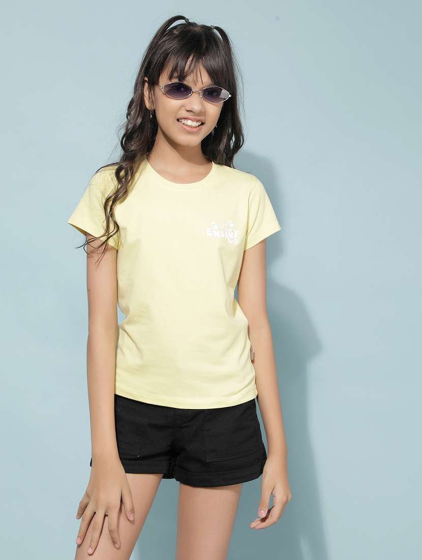 girls yellow placement printed regular tee