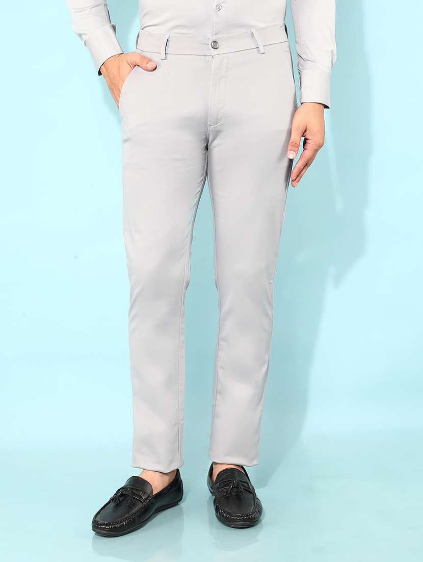 men solid mid rise chino pants