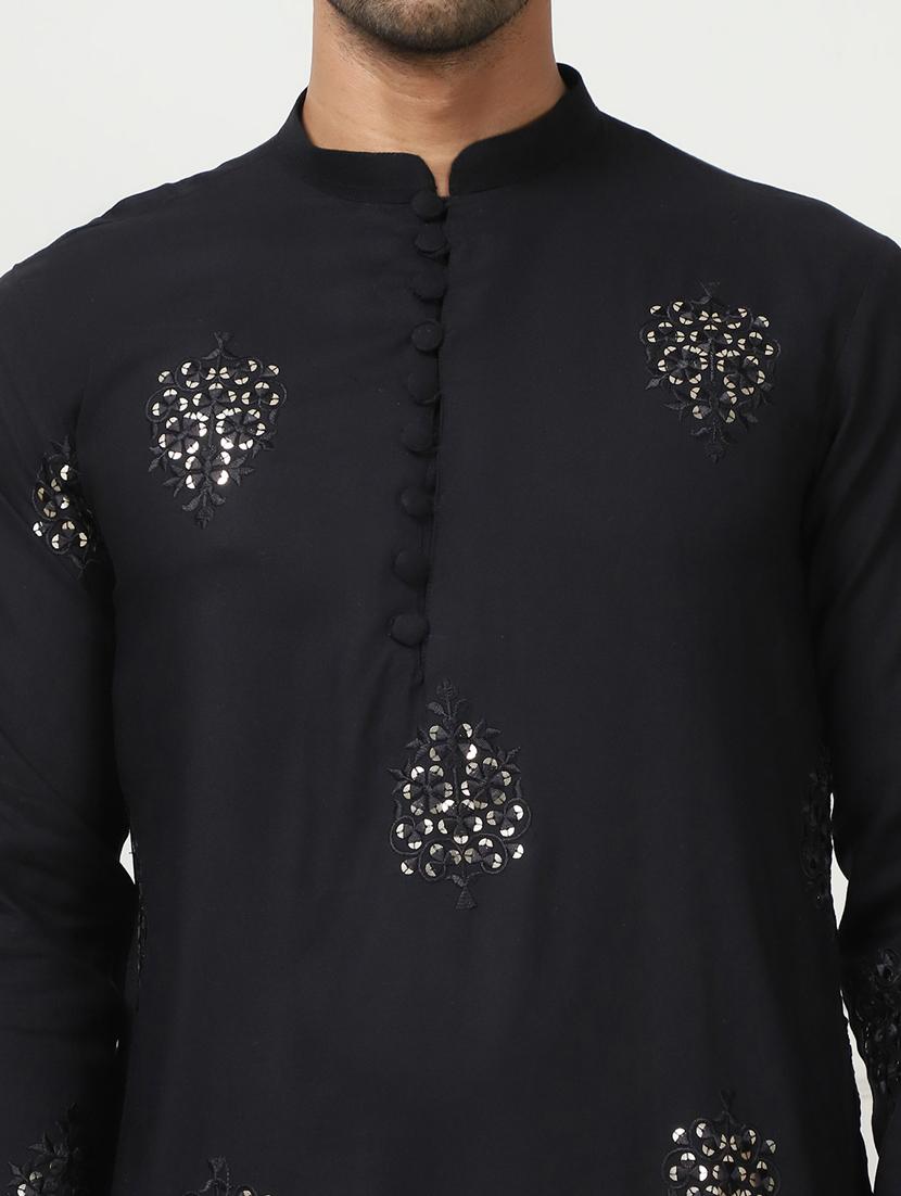 men mandarin neck embroidered long kurta - 21401437 - Standard Image - 5