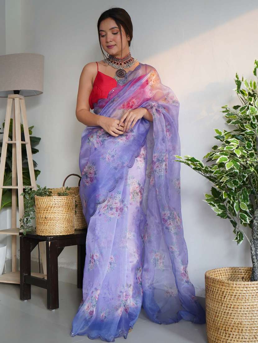 women lavender floral printed saree with blouse