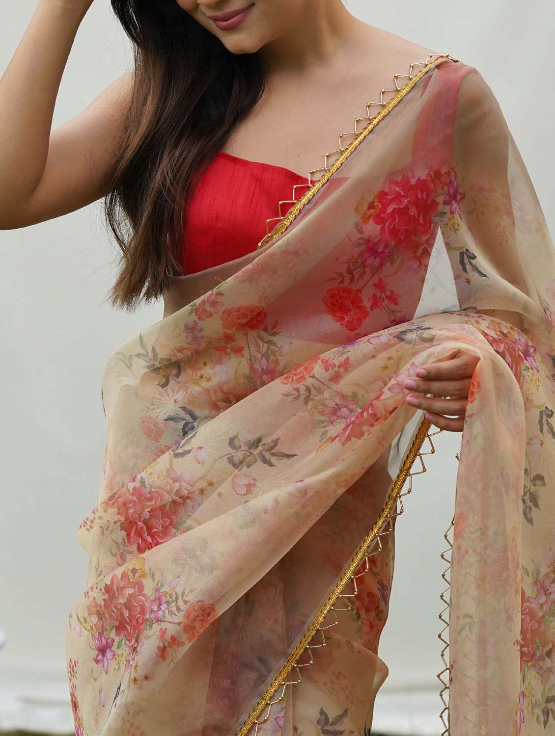 women floral printed saree - 21402122 - Standard Image - 3