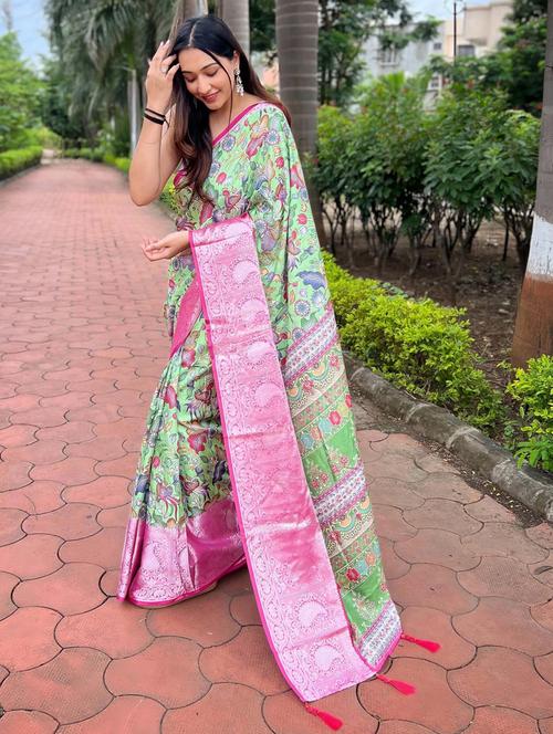 women green floral printed bordered saree with blouse - 21402132 - Standard Image - 0