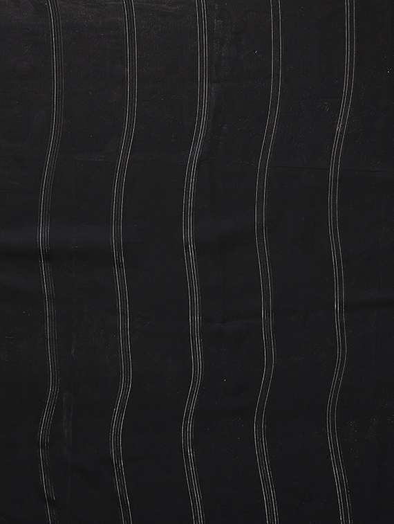 women black striped saree with blouse - 21402723 - Standard Image - 5
