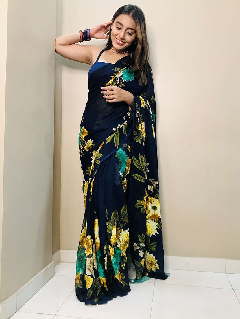women printed casual wear saree with blouse